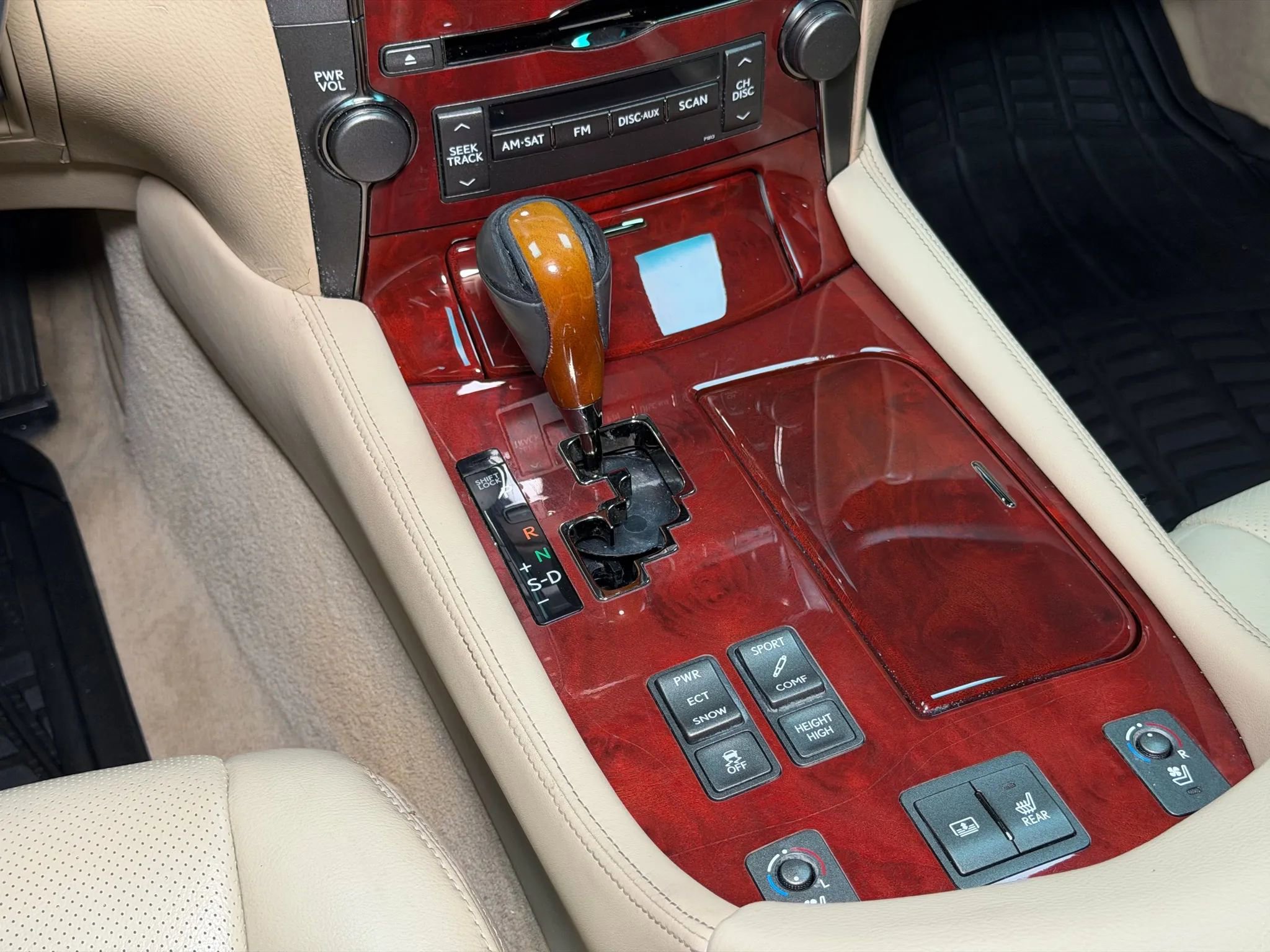 Used 2009 Lexus LS 460 AWD w/ Comfort Seating Pkg image 29