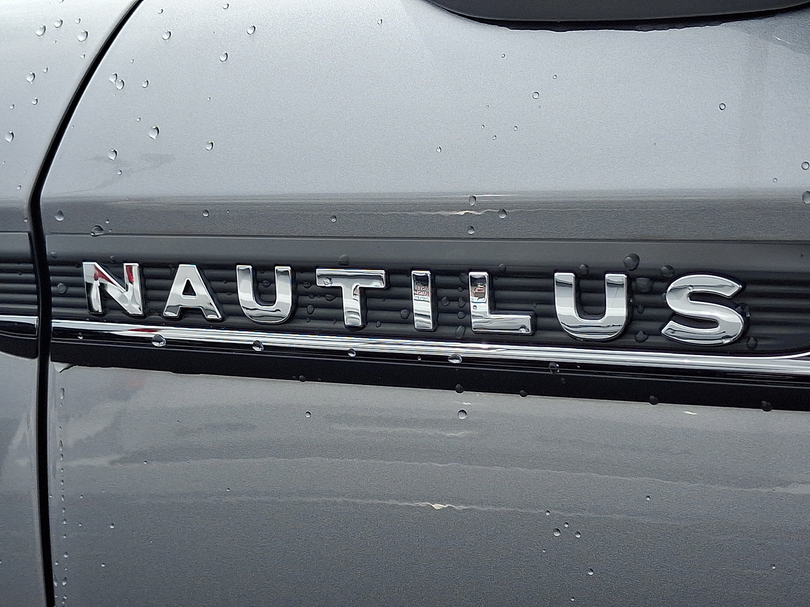 Used 2020 Lincoln Nautilus Premier AWD/4WD image 29