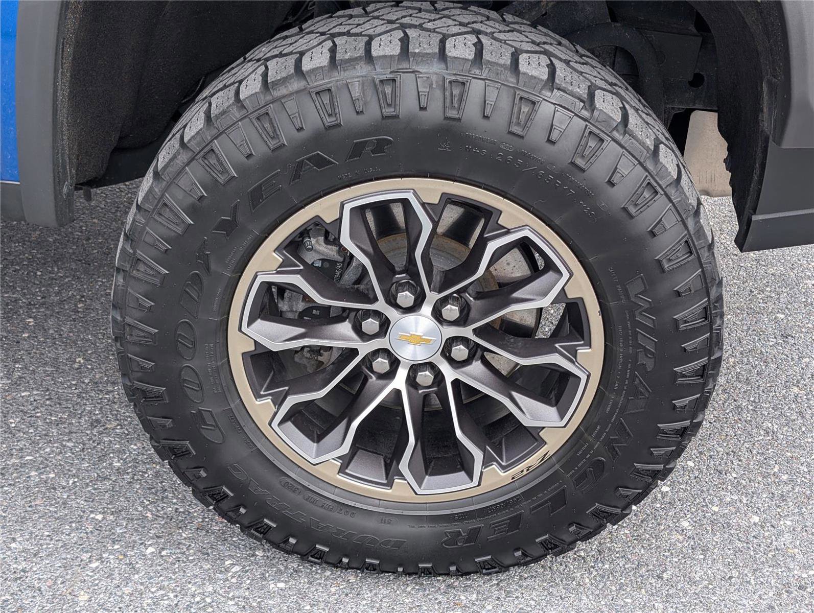 Used 2021 Chevrolet Colorado ZR2 image 11