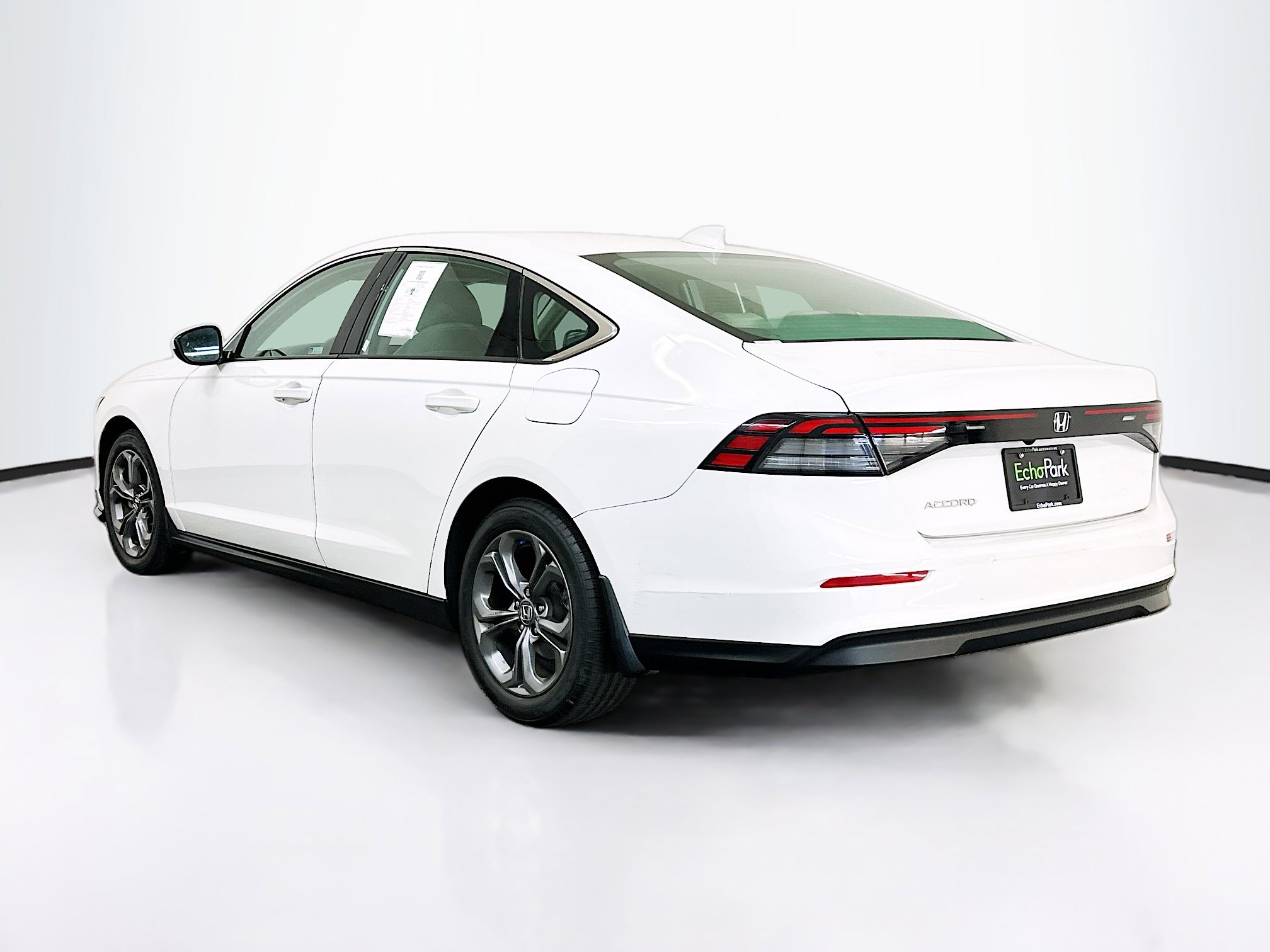 Used 2024 Honda Accord EX image 5