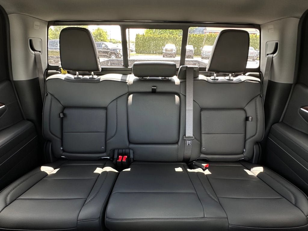 New 2026 GMC Sierra 1500 Denali w/ Denali Reserve Package AWD/4WD image 23