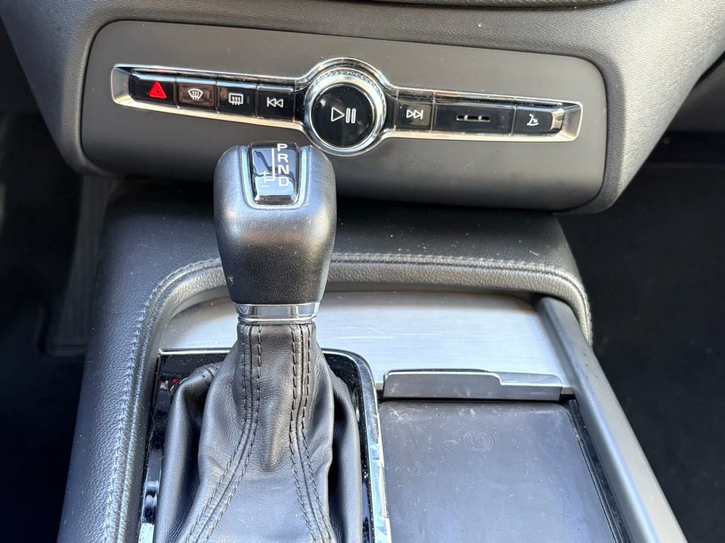 Used 2021 Volvo XC90 T5 Momentum w/ Advanced Package image 26