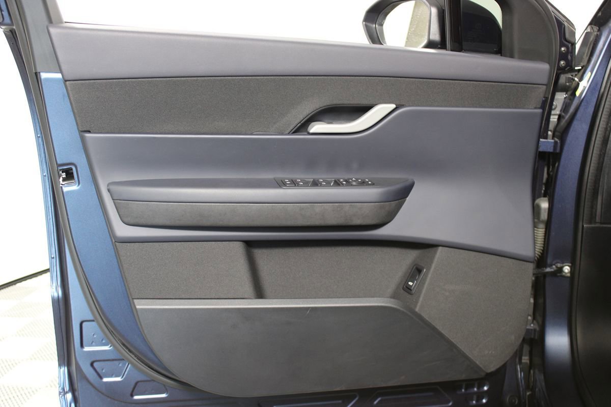 Used 2023 Fisker Ocean Extreme image 7