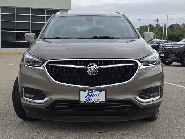 Used 2020 Buick Enclave Premium w/ Sun and Sites Package AWD/4WD image 2