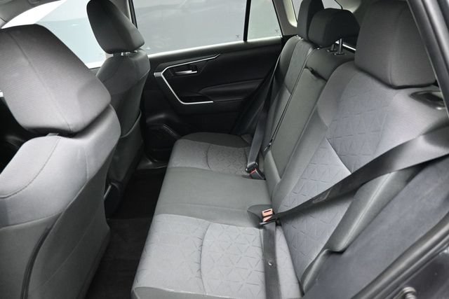Used 2025 Toyota RAV4 XLE AWD/4WD image 17