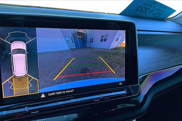 Used 2024 Volkswagen Atlas SEL Premium R-Line image 14