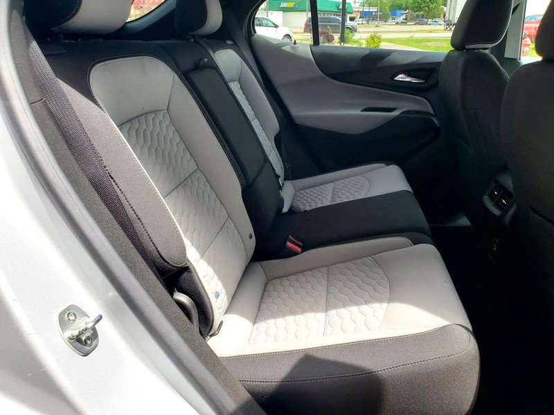 Used 2021 Chevrolet Equinox LT FWD image 13