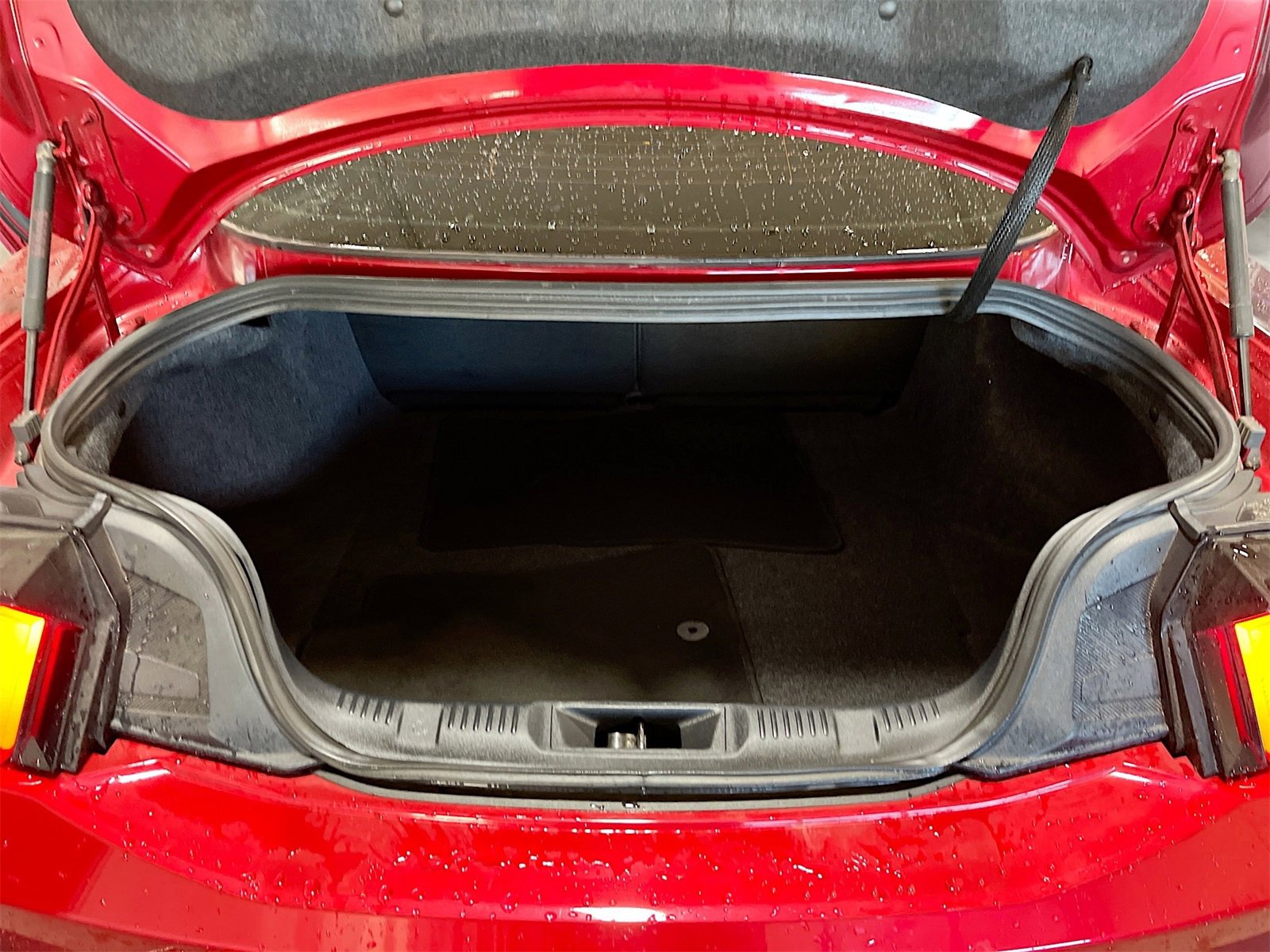 Used 2024 Ford Mustang Coupe image 25