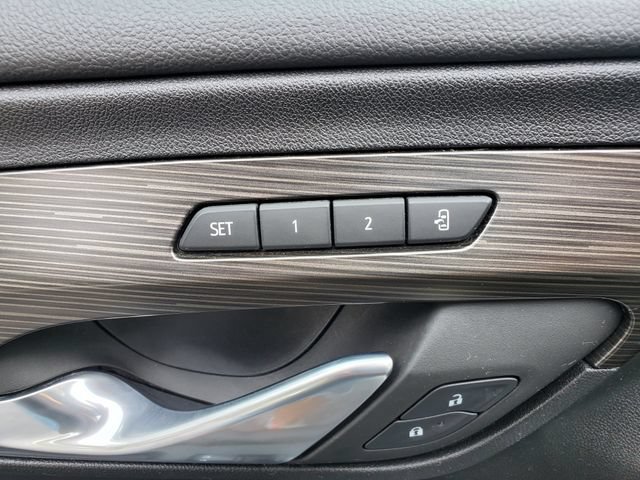 Used 2022 GMC Terrain SLT w/ Infotainment Package II AWD/4WD image 21