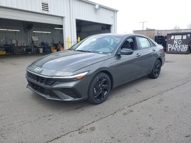 New 2026 Hyundai Elantra Sport FWD image 2