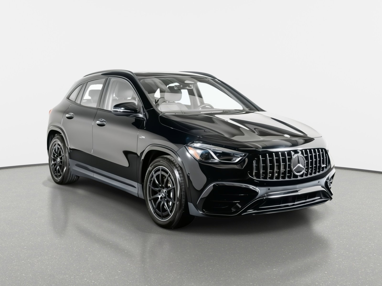 Used 2024 Mercedes-Benz GLA 35 AMG 4MATIC image 4