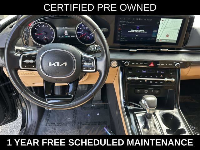 Used 2024 Kia Carnival EX FWD image 18