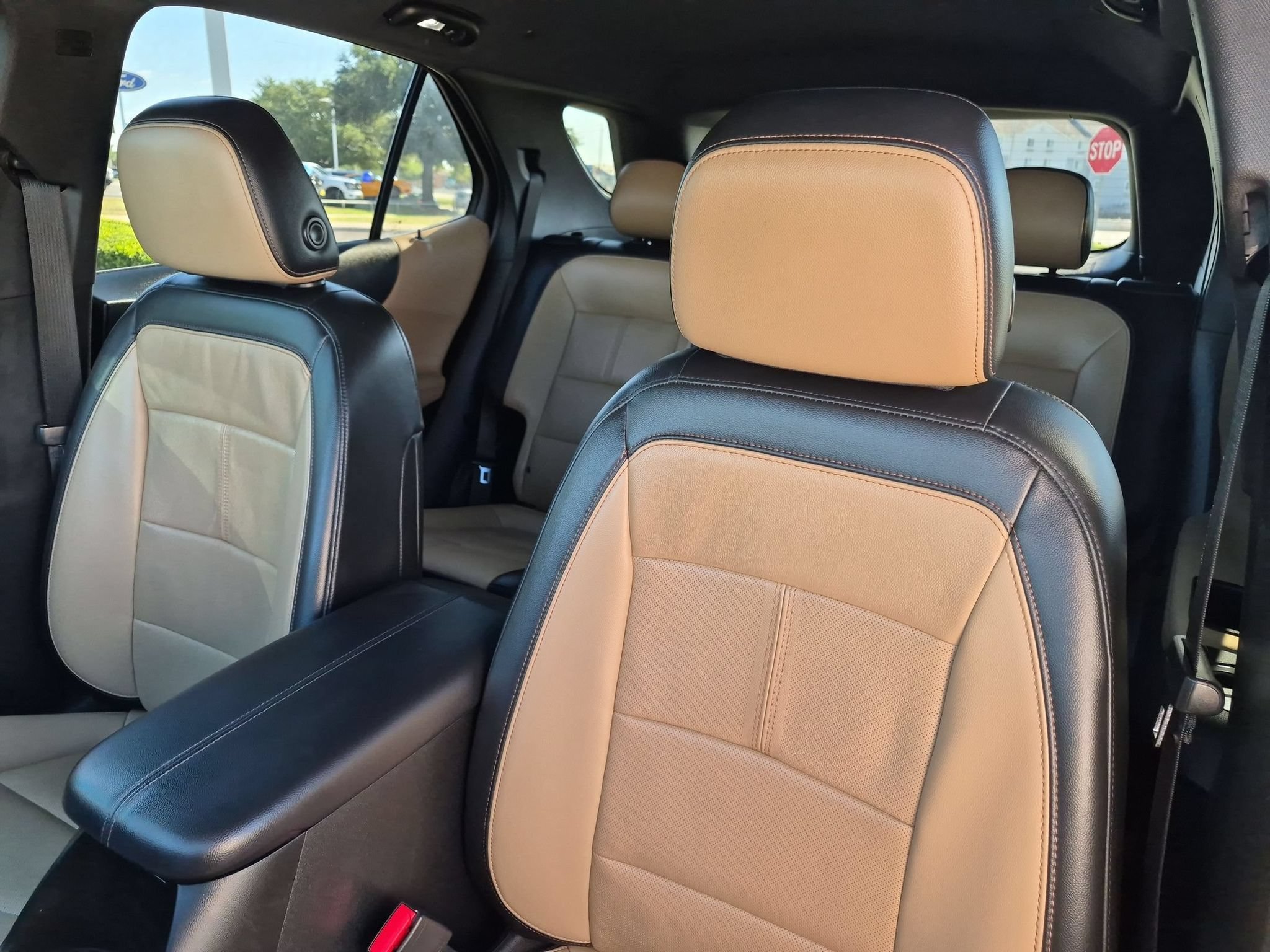 Used 2022 Chevrolet Equinox Premier FWD image 13