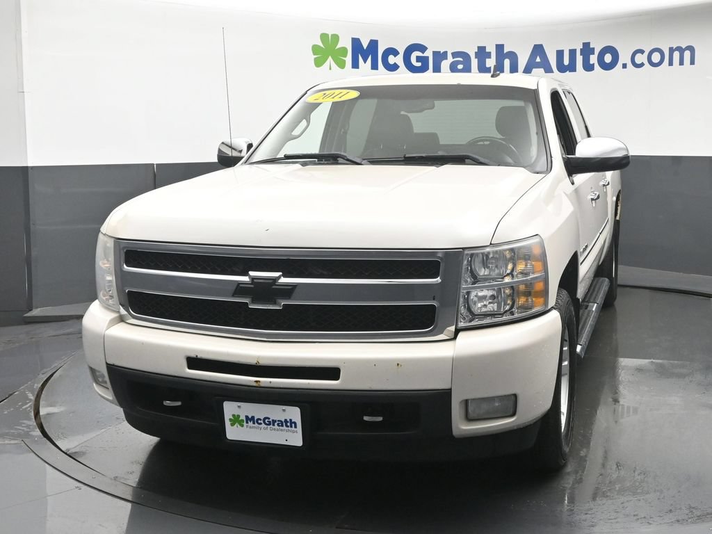 Used 2011 Chevrolet Silverado 1500 LTZ w/ LTZ White Diamond Edition AWD/4WD image 21