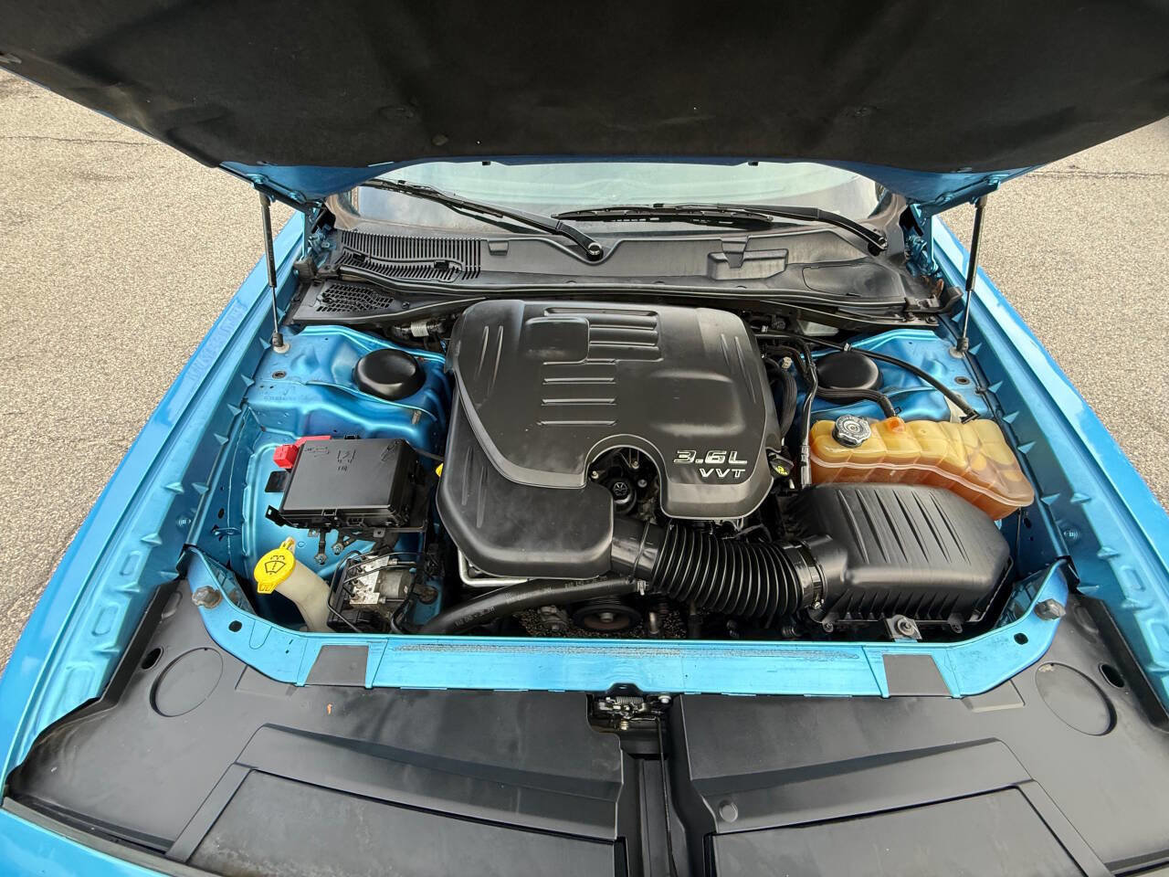 Used 2019 Dodge Challenger GT image 9