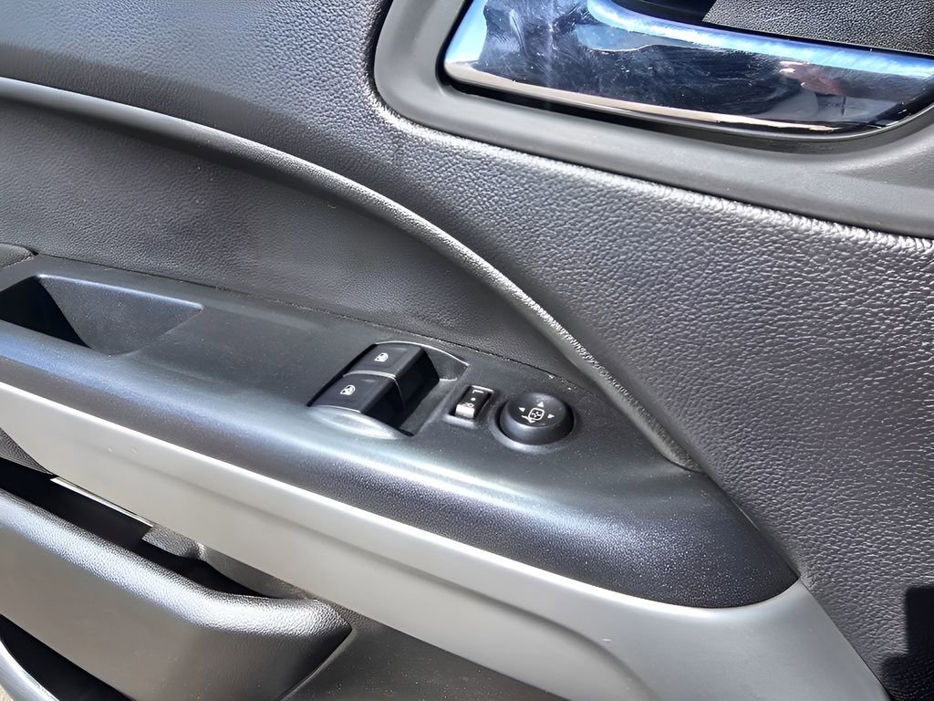 Used 2022 Chevrolet Colorado LT w/ Fleet Safety Package image 23