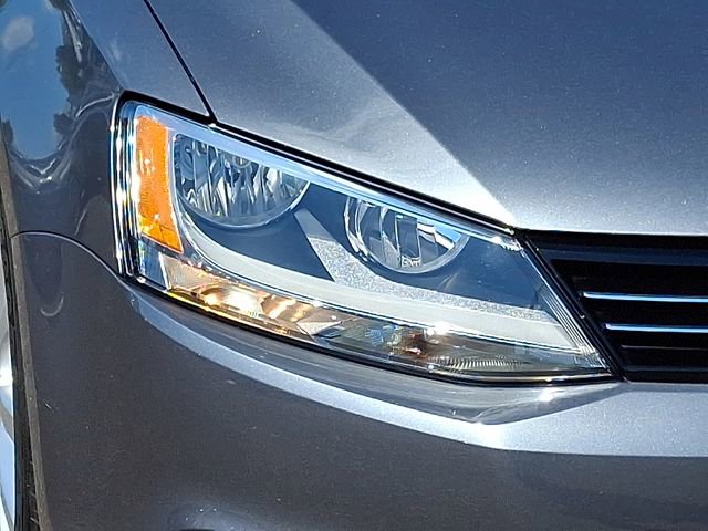 Used 2013 Volkswagen Jetta SE FWD image 9