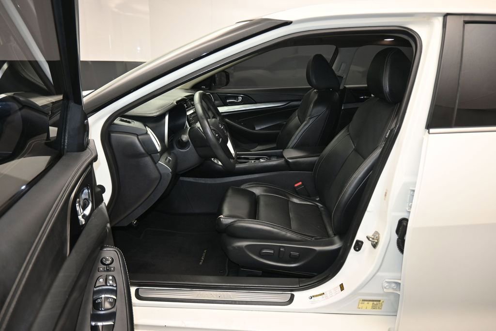 Used 2017 Nissan Maxima 3.5 SL FWD image 11