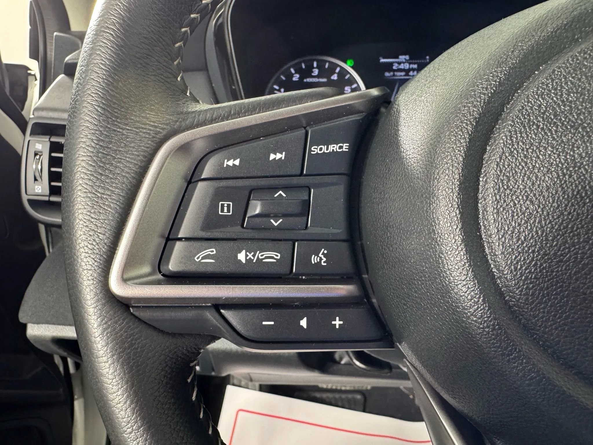 Used 2025 Subaru Legacy Premium AWD/4WD image 15