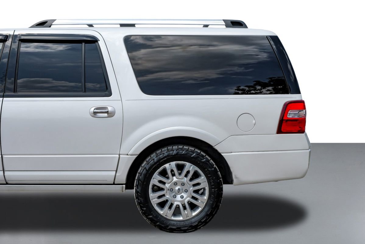 Used 2014 Ford Expedition EL Limited w/ Equipment Group 301A AWD/4WD image 11