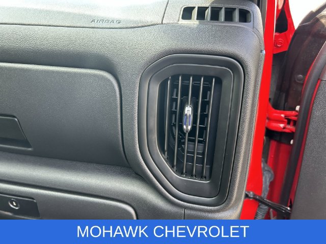 Used 2026 Chevrolet Silverado 1500 Custom Trail Boss AWD/4WD image 28