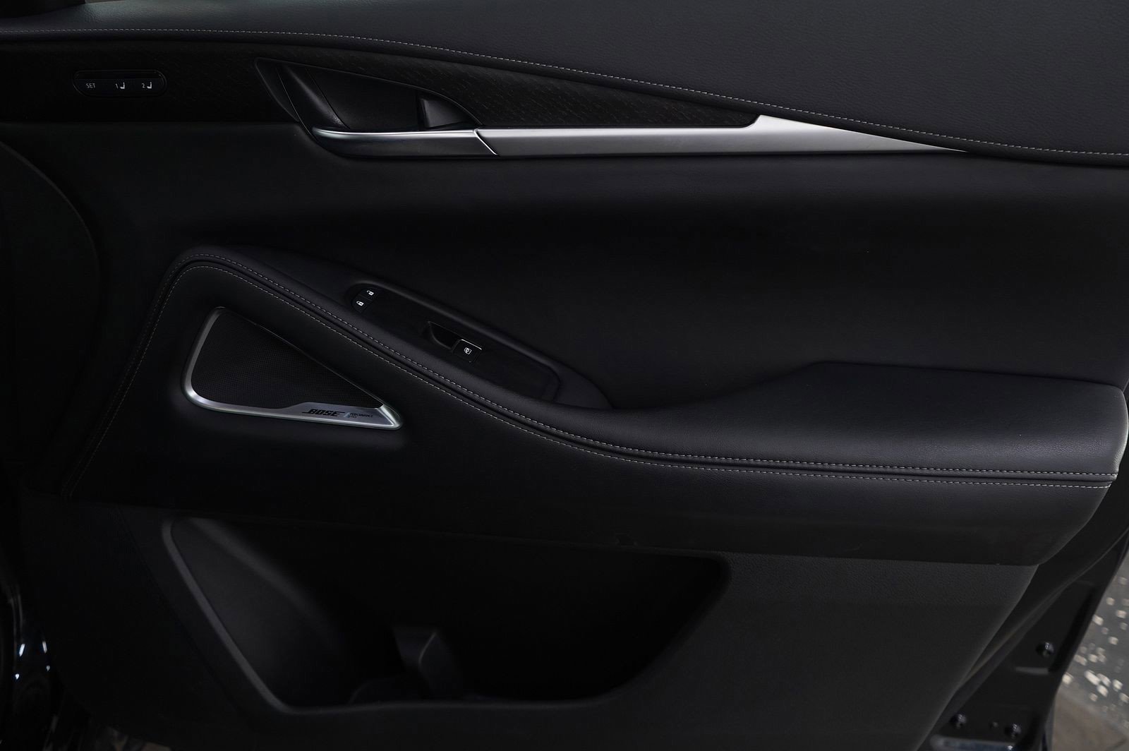 Used 2024 INFINITI QX60 Sensory image 11