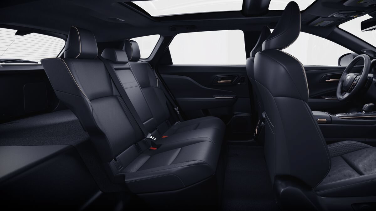 New 2026 Toyota Crown Signia AWD/4WD image 21
