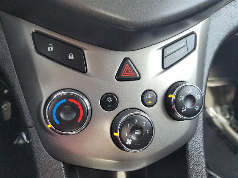 Used 2016 Chevrolet Sonic LT FWD image 22