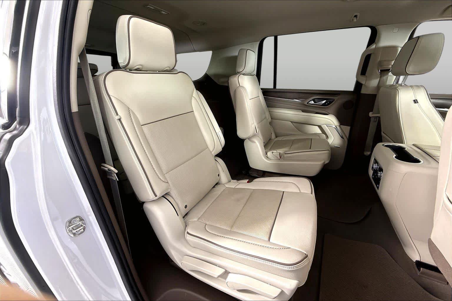 Used 2021 GMC Yukon XL Denali RWD image 18
