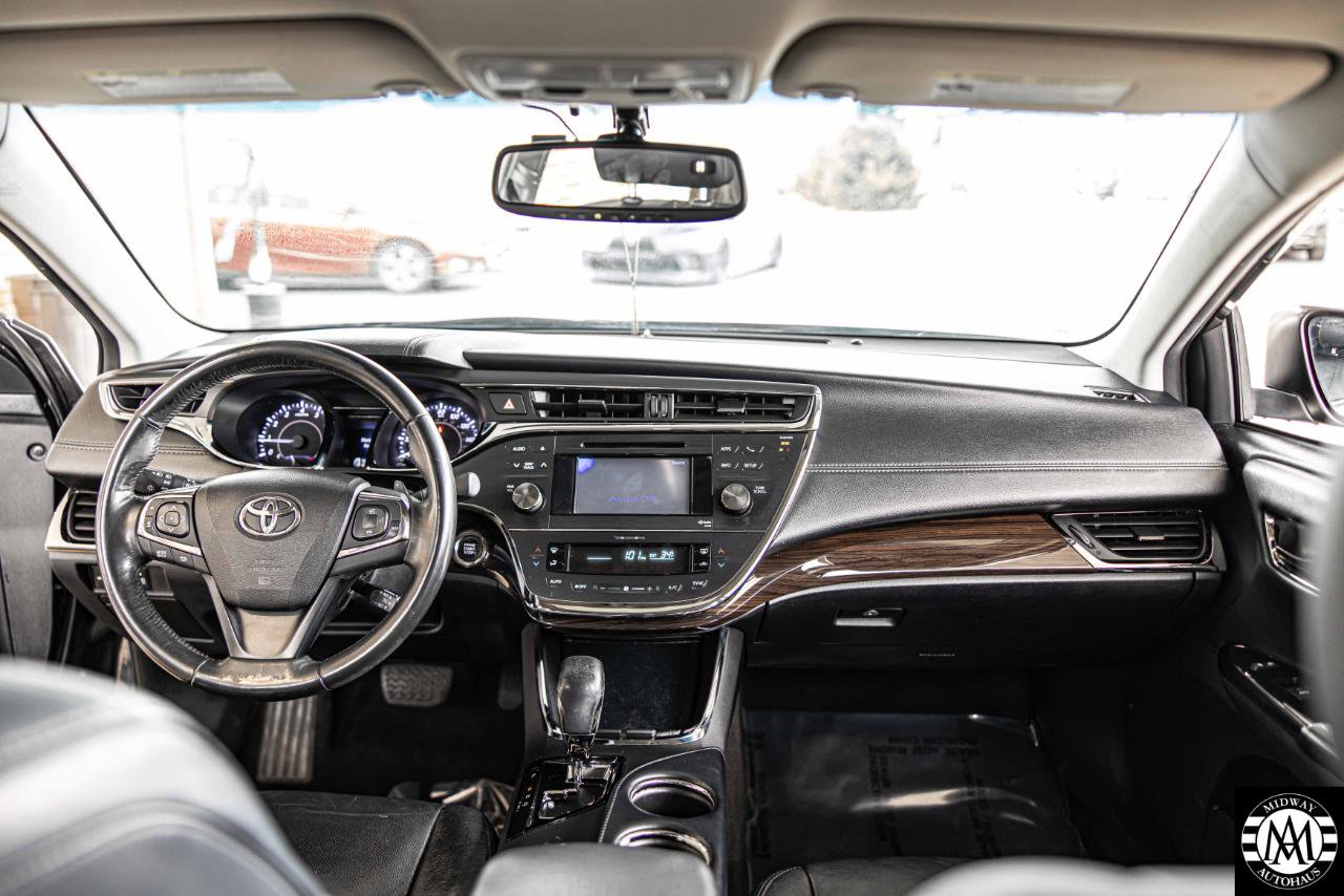 Used 2014 Toyota Avalon XLE Touring image 33