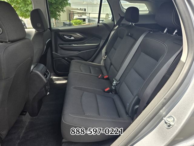 Used 2024 GMC Terrain SLE FWD image 11