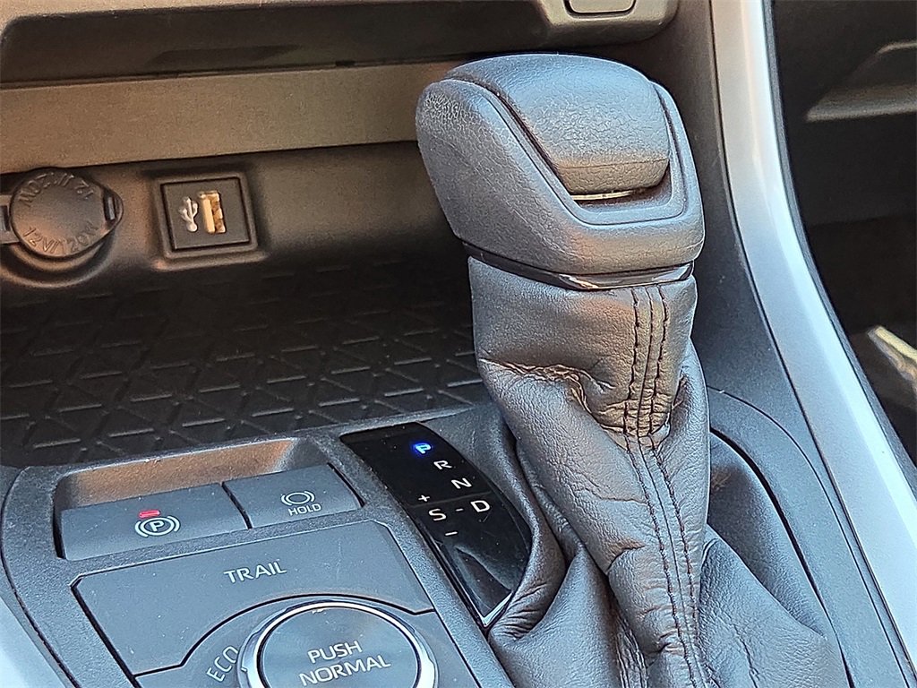 Certified 2023 Toyota RAV4 XLE image 26