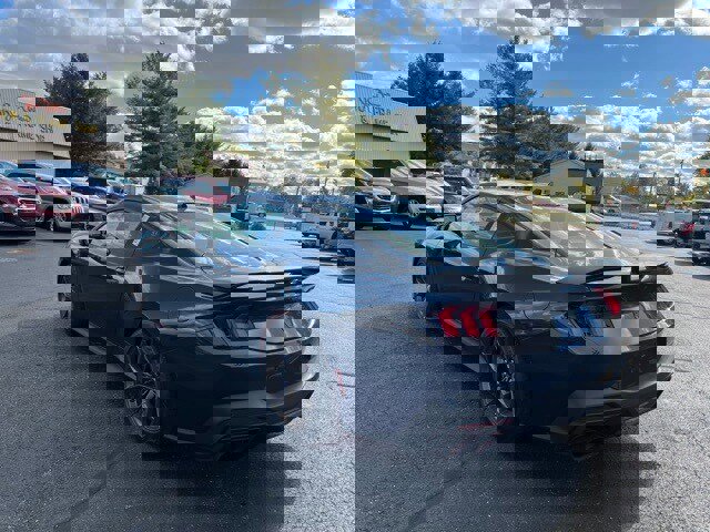 New 2025 Ford Mustang Dark Horse image 7