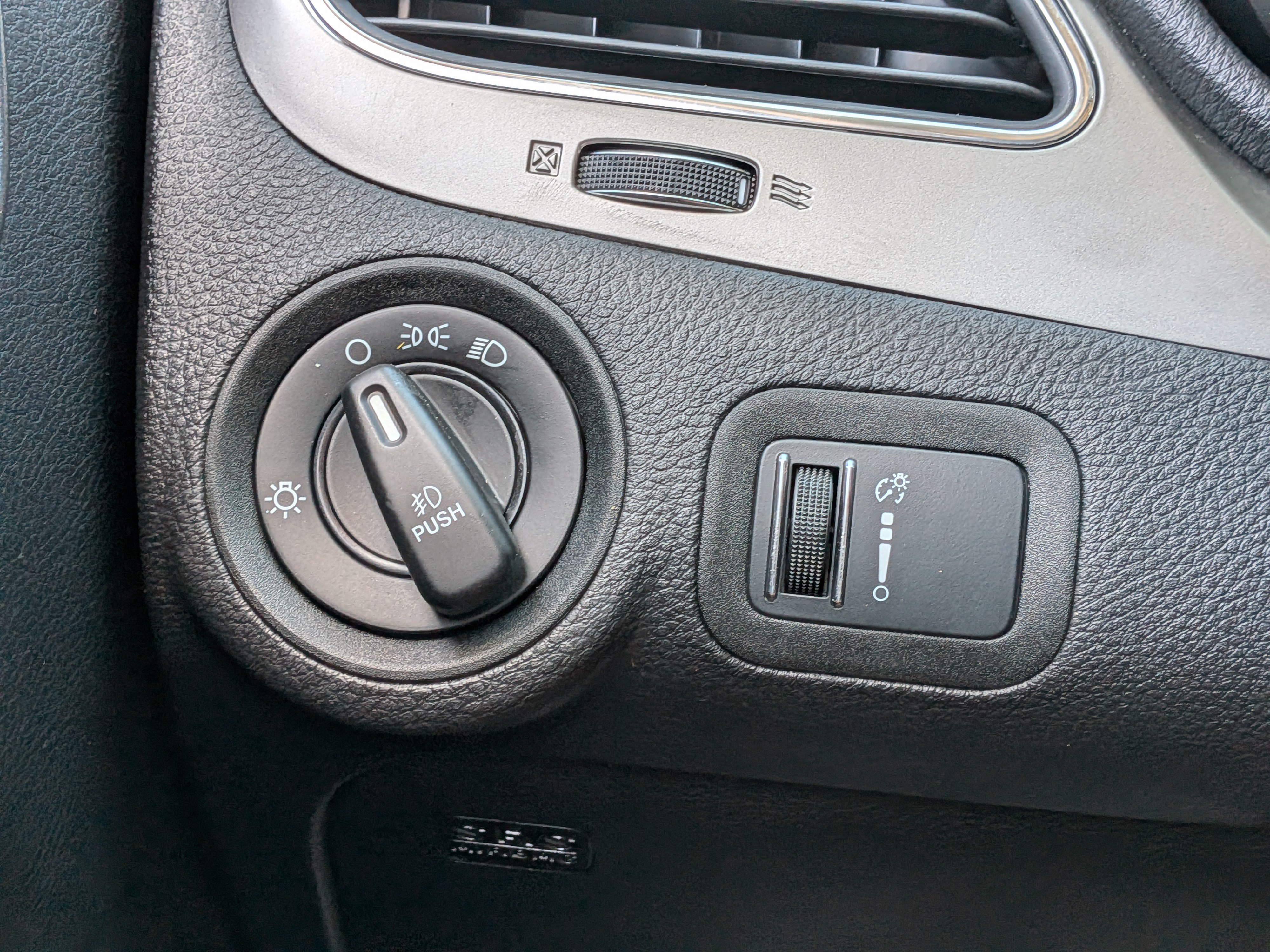 Used 2016 Dodge Journey Crossroad FWD image 23