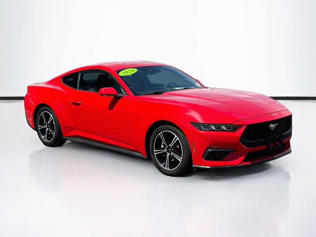 Used 2024 Ford Mustang Coupe RWD image 3