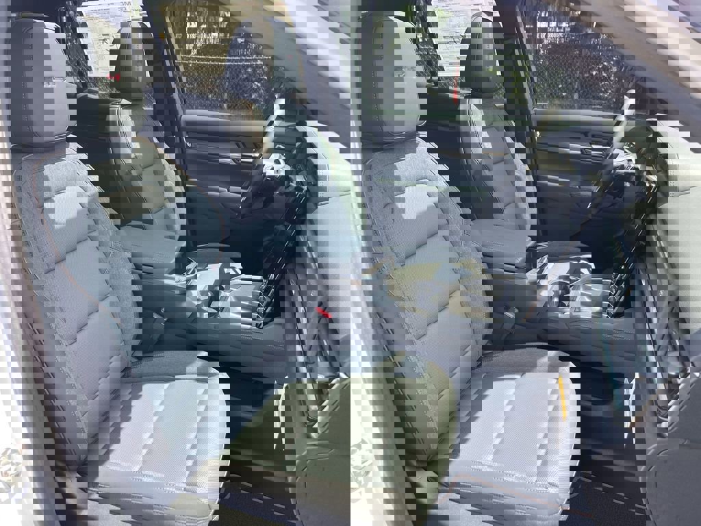 New 2026 GMC Terrain AT4 w/ Convenience Package III image 28