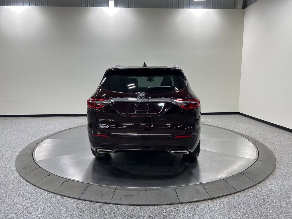 Used 2021 Buick Enclave Avenir w/ Avenir Technology Package image 8