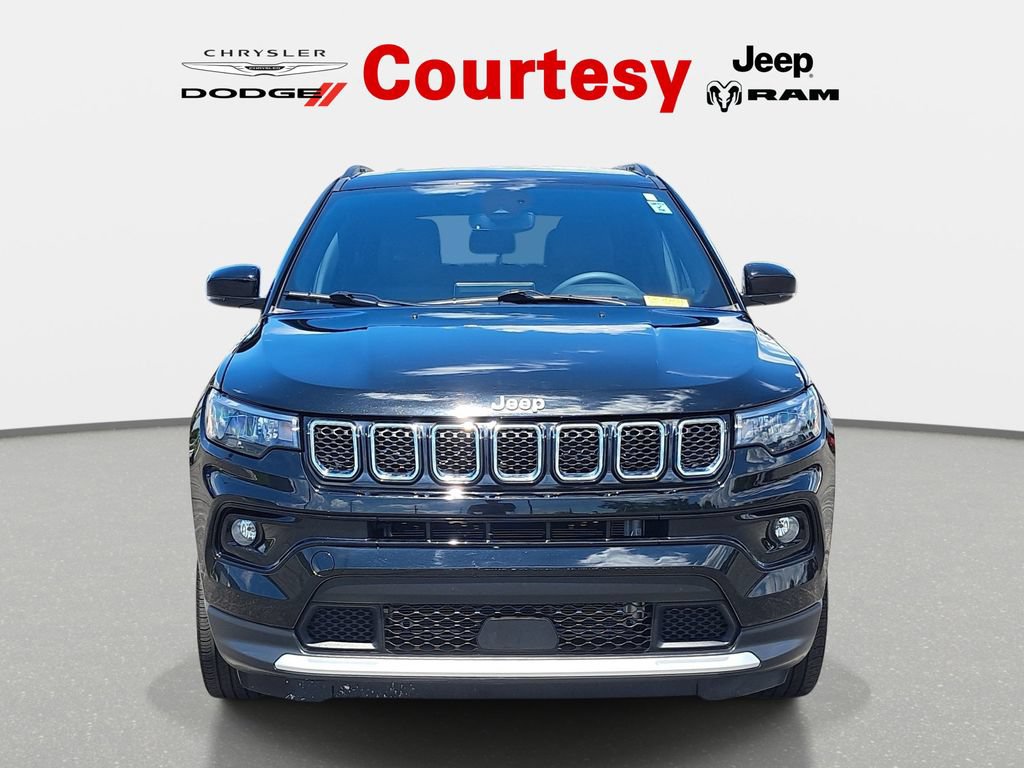 Certified 2023 Jeep Compass Limited AWD/4WD image 9