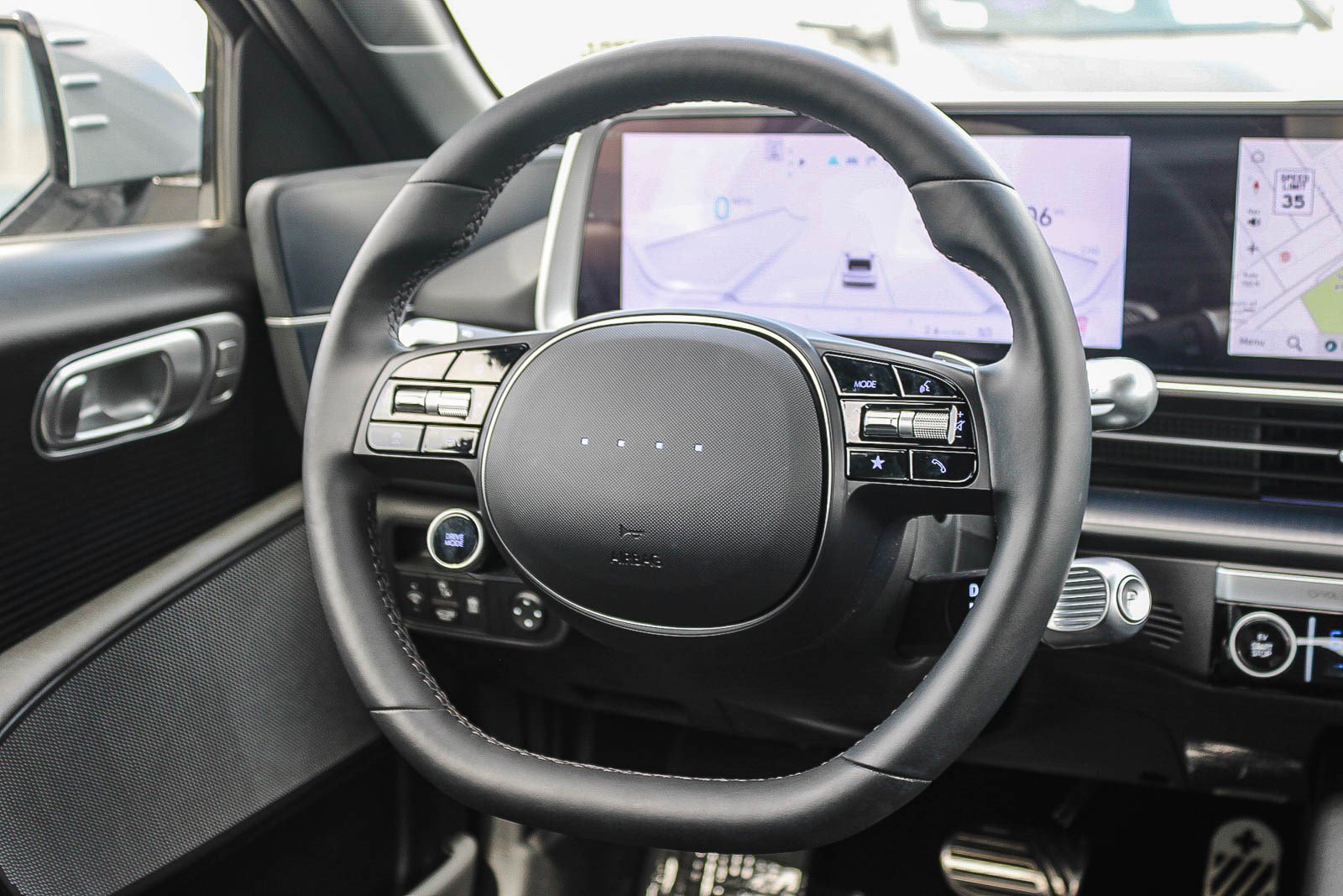 Used 2025 Hyundai Ioniq 6 Limited image 16