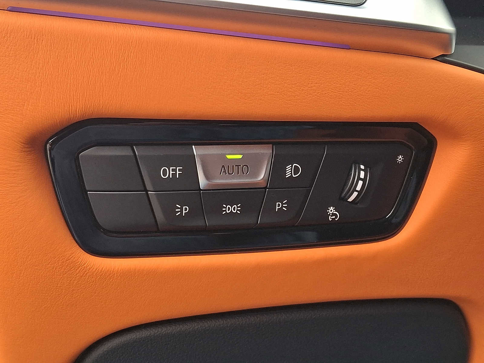 Used 2023 BMW M4 xDrive Competition w/ M Carbon Exterior Package image 24