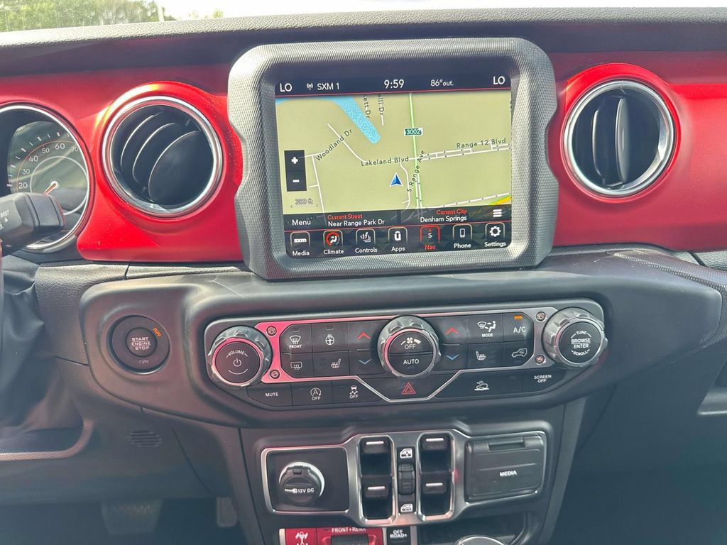Used 2023 Jeep Wrangler Unlimited Rubicon w/ Cold Weather Group AWD/4WD image 32