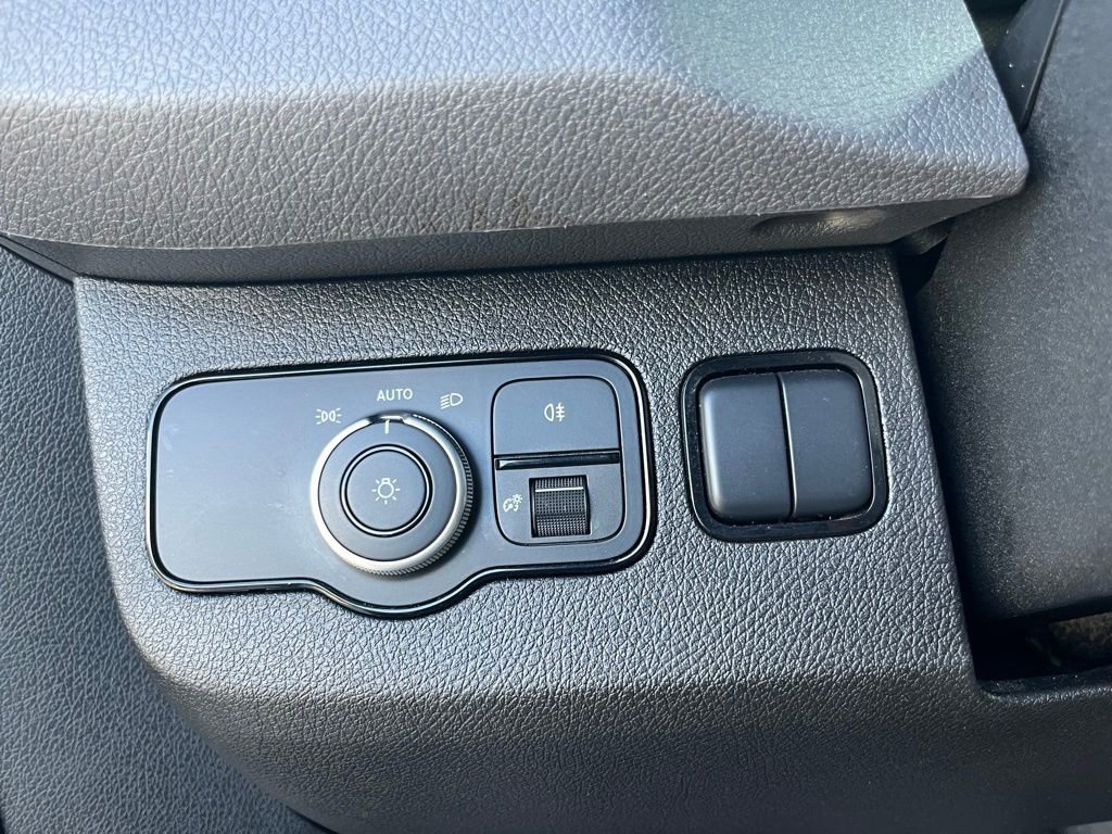 Used 2024 Mercedes-Benz Sprinter 2500 image 22