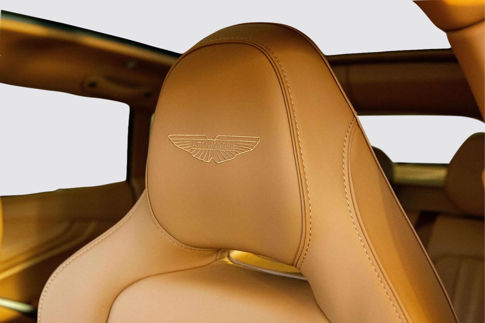 New 2026 Aston Martin DBX 707 AWD/4WD image 14