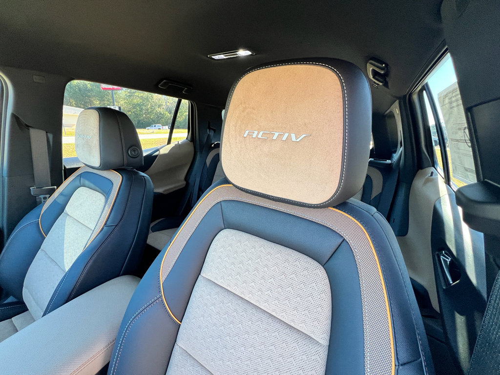 New 2026 Chevrolet Equinox ACTIV w/ Convenience Package III image 18