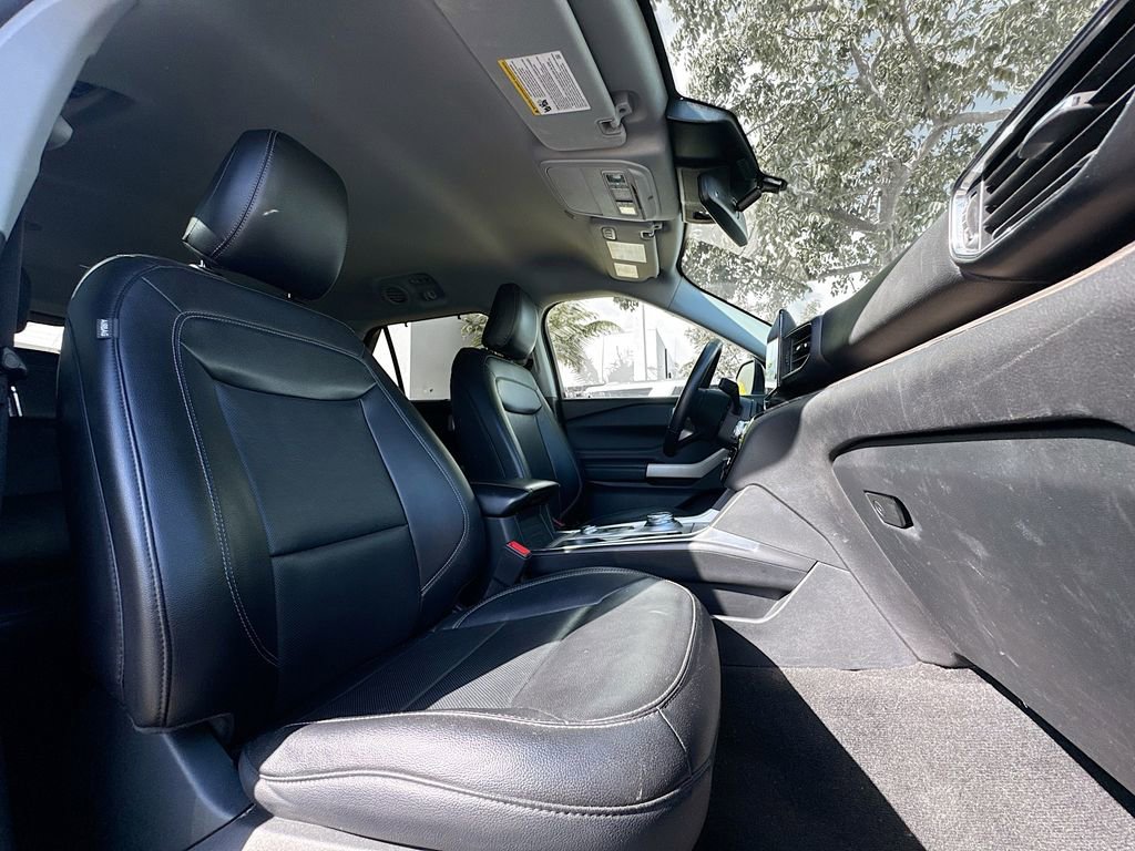 Used 2021 Ford Explorer Limited image 31