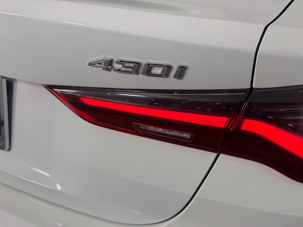 Used 2025 BMW 430i Coupe w/ Convenience Package RWD image 11