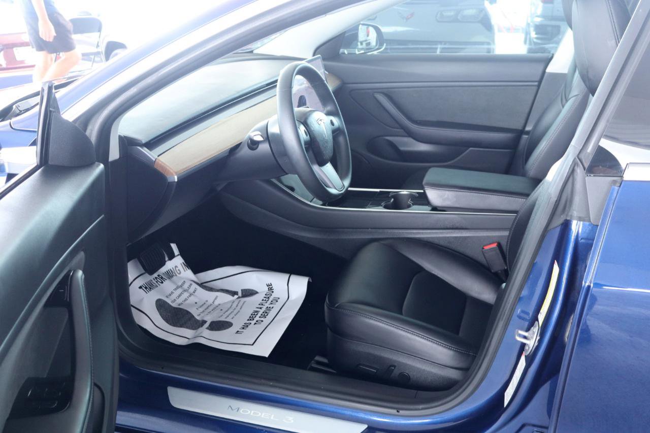 Used 2018 Tesla Model 3 Long Range RWD image 14