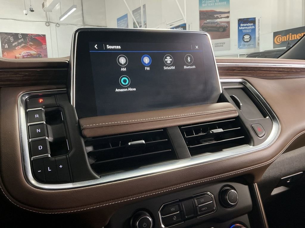 Used 2021 Chevrolet Suburban High Country image 26