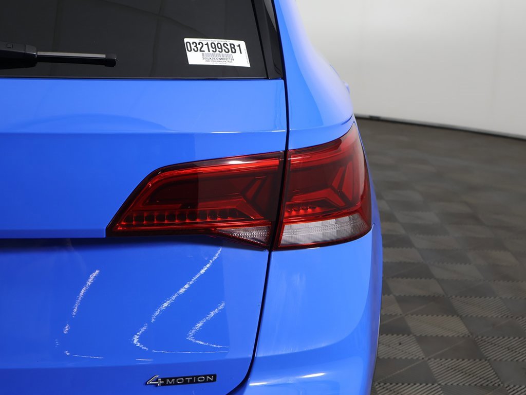 Used 2022 Volkswagen Taos SEL image 18