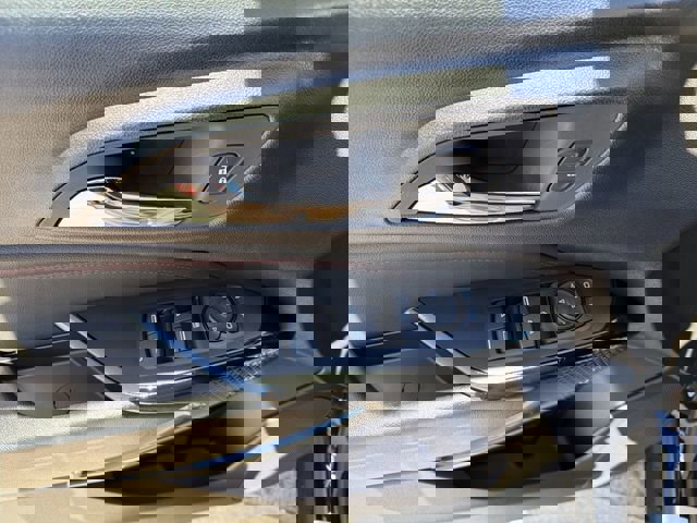 New 2026 Chevrolet Trax RS w/ Sunroof Package image 14